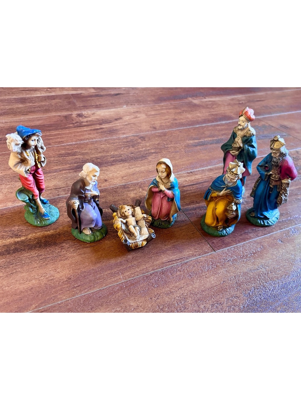 Hand-Painted Italian Nativity Set Figurines
